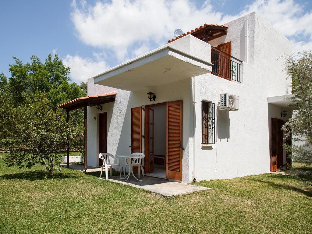 Eretria Park Studios Esterno foto