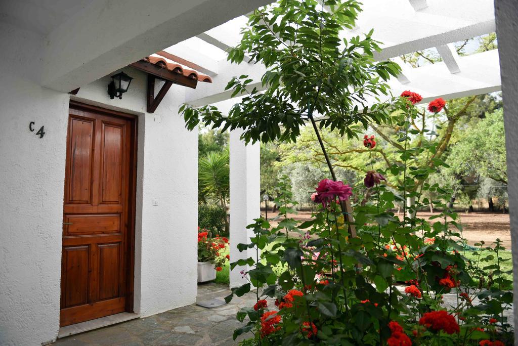 Eretria Park Studios Esterno foto